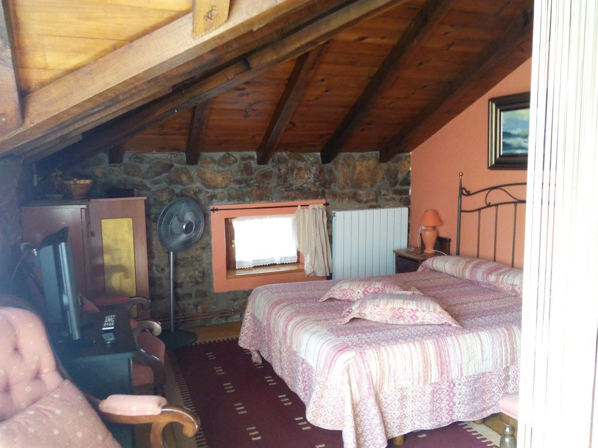 Urrezko Ametsa Guest House Sopuerta Eksteriør bilde
